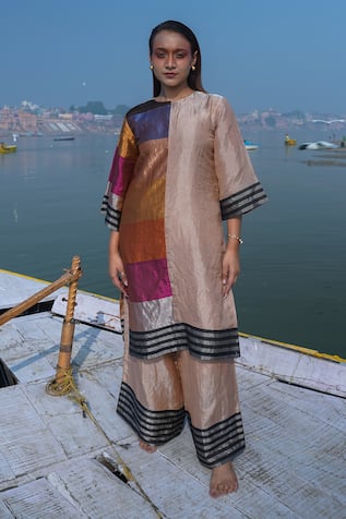 Eeda High Slit Color Blocked Kurta & Pant Set 