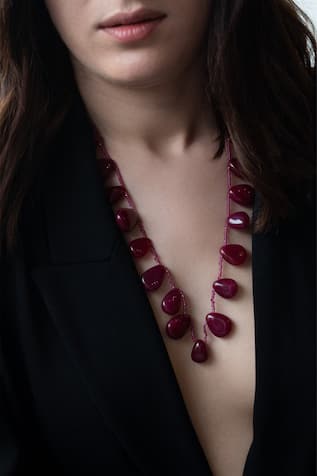 Do Taara Embellished Long Necklace 