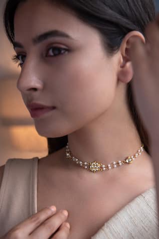 Do Taara Stone Studded Pearl Choker 