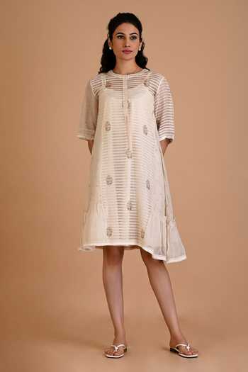 Mityan Clove Hand Embroidered Dress With Inner 