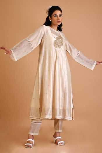 Mityan Date Floral Embroidered Tunic Set 