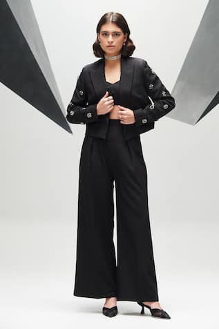 House of Zeniaa Boss Babe Crop Blazer With Pant 