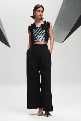 House of Zeniaa Miranda Bow Crop Top 