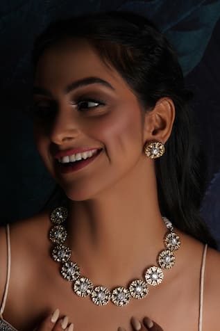 Ruby Raang Petal Bloom Kundan Choker With Studs 