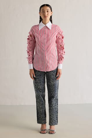Mellowdrama Striped 3D Cutwork Sleeve Shirt 