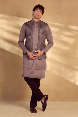 Alaya Advani Embroidered Layered Bundi With Kurta Set 