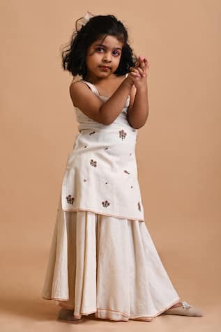 Mityan Marshmallow Embroidered Kurta With Skirt 