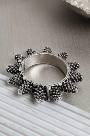 Textured Spoke Kada 