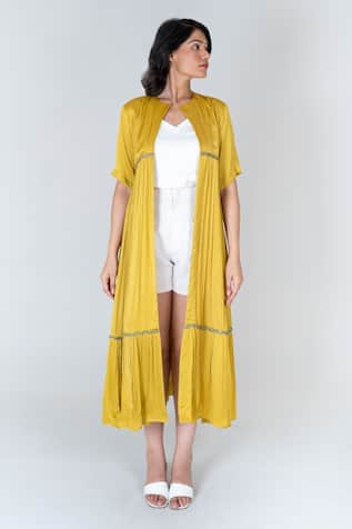 Neora By Nehal Chopra Pleated Solid Cape 