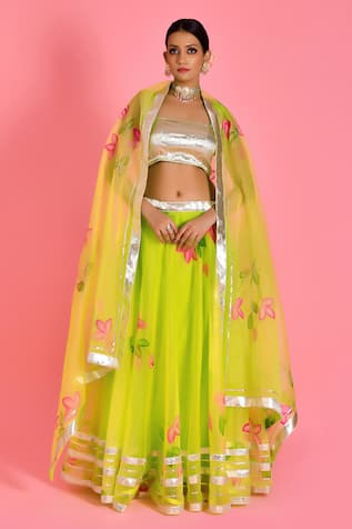 Bannhi By Priyanka Rathore Floral Hand Painted Lehenga Set 