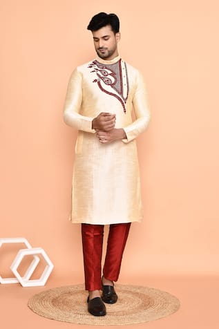 Placement Embroidered Kurta With Pant 