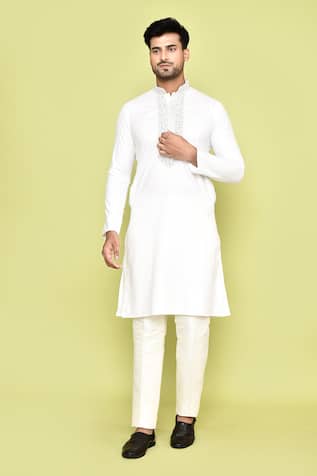Thread Placement Embroidered Kurta With Pant 