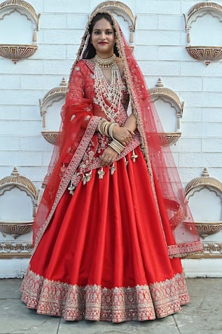 TANUSHAVY COUTURE Floral Embroidered Border Bridal Lehenga Set 