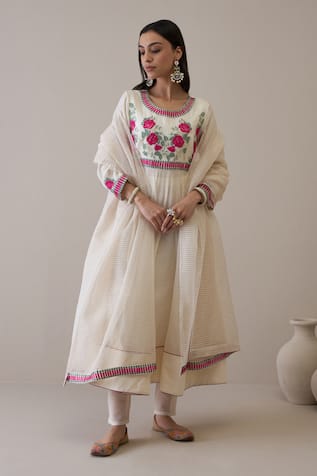 RoohbyRidhimaa Uzma Embroidered Anarkali Set 