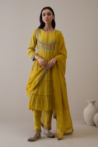 RoohbyRidhimaa Vardaah Embroidered Anarkali Set 