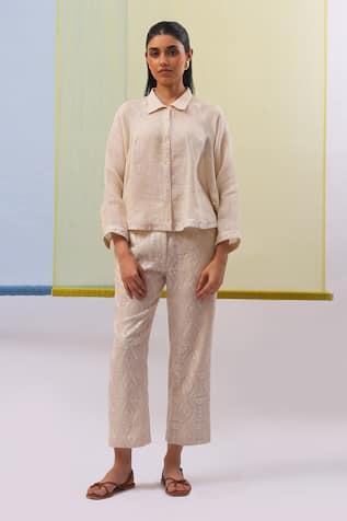 Sue Mue Aami Gara Embroidered High-Low Shirt With Pant 