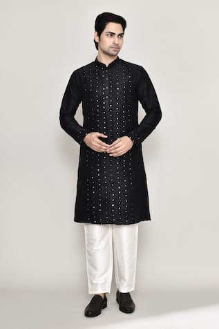Straight Mirror Embroidered Kurta & Pant Set 