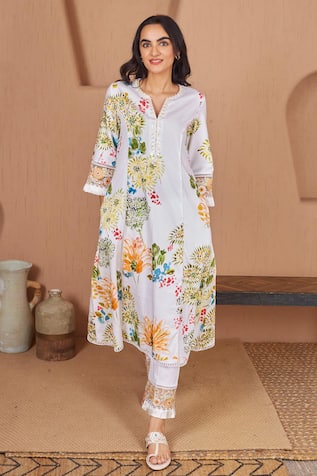 Bhawna Sethi Pelican Floral Print A-Line Kurta & Pant Set 