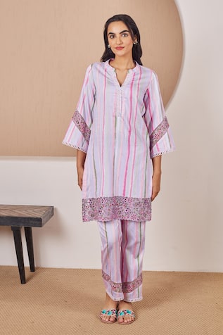 Bhawna Sethi Finch Cutwork Panel Printed Kurta With Pant 