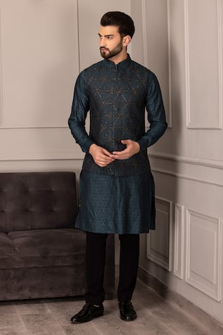 Metal Bloom Embroidered Bundi Kurta Set 