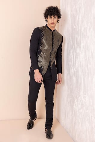 Amit Arora Greko Cutdana Embroidered Jodhpuri Bandhgala With Pant 