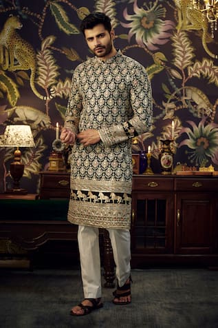 Kasbah Horse Figure Embroidered Kurta 