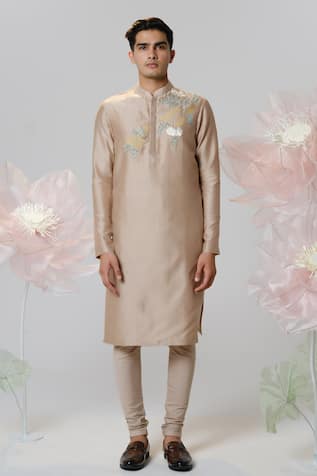 House of KOA Blossom Harmony Embroidered Kurta With Pant 