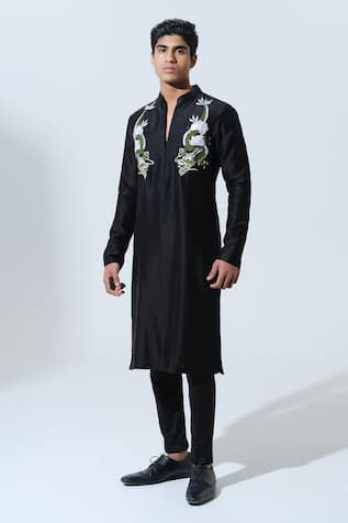 House of KOA Dragon Dynasty Embroidered Kurta With Pant 