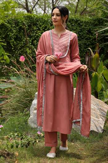 Pheeta | Designer Kurta Sets and Sarees Online