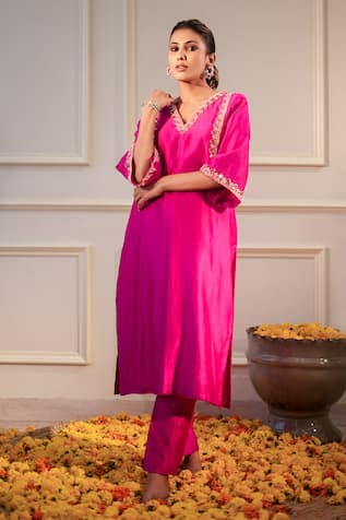 Flamingo the label Mirror Hand Embroidered Kurta & Pant Set 