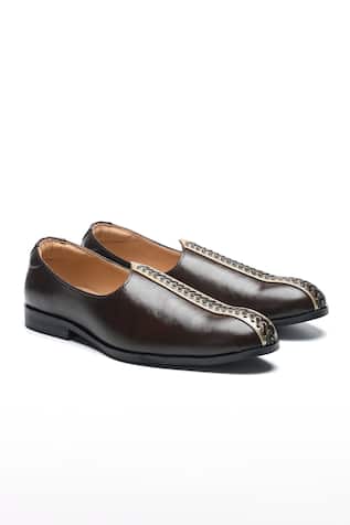 Nidhi Bhandari Leather Embroidered Mojiri 