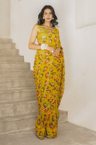 Bumblebee Floral Print Saree With Blouse 