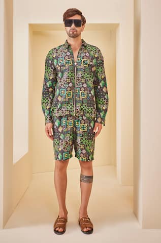 The Royaleum Geometric Print Shirt With Shorts 