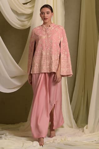 Tasuvure Indes Reyna Gulbahar Embroidered Cape Jacket With Dhoti Skirt 