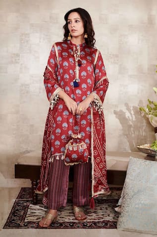 Rainas Floral Print Embroidered Kurta Pant Set 