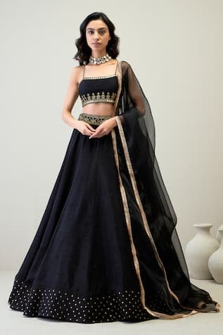 RoohbyRidhimaa Damini Mirror Embroidered Lehenga Set 