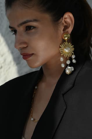Cygnus Floral Dangler Earrings 