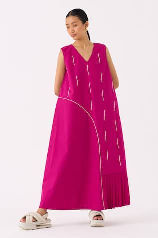 Three Raindrop Embroidered Pleated Frill Hem Dress 