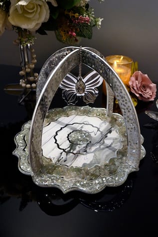 Flower Bloom Carved Criss Cross Platter 