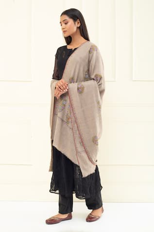 Daisy Embroidered Pashmina Shawl 