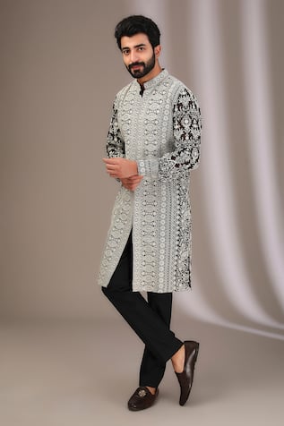 Rabani & Rakha Thread Embroidered Kurta With Pant 