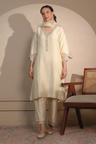 Nemaani Thread Embroidered A-Line Kurta Pant Set 