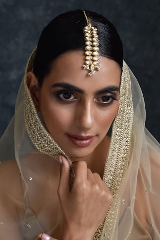 Paisley Pop Kundan Embellished Maangtikka 