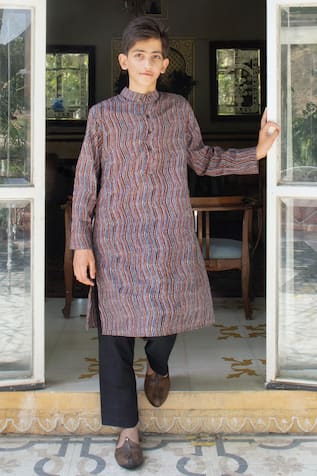 Laadlo Bagru Chevron Wave Print Kurta With Pant 