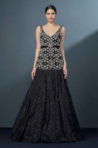 Ritika Mirchandani Vespera Geometric Embellished Kurta With Mesh Lehenga 