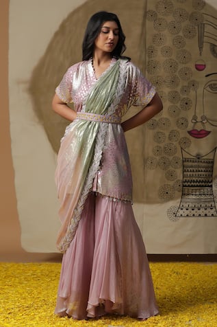 arpita sulakshana Textured Short Kurta Sharara Set 