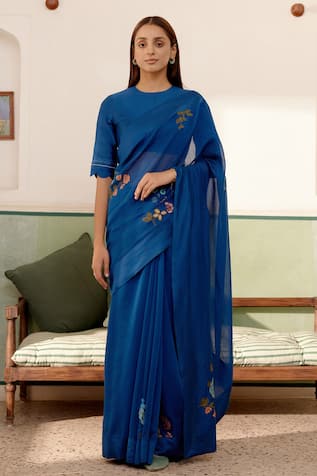 Vaayu Floral Applique Embroidered Saree With Blouse 