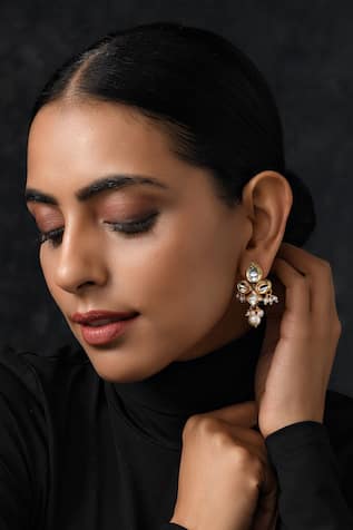 Paisley Pop Carved Kundan Embellished Earrings 