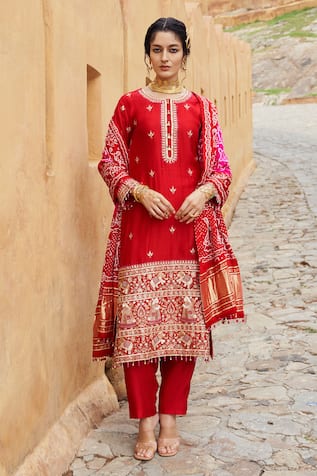 Pink City by Sarika Dandiya Raas Kurta Set 