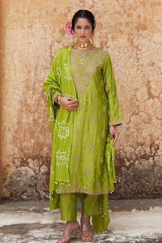 Pink City by Sarika Kamal Ka Phool Kurta Set 